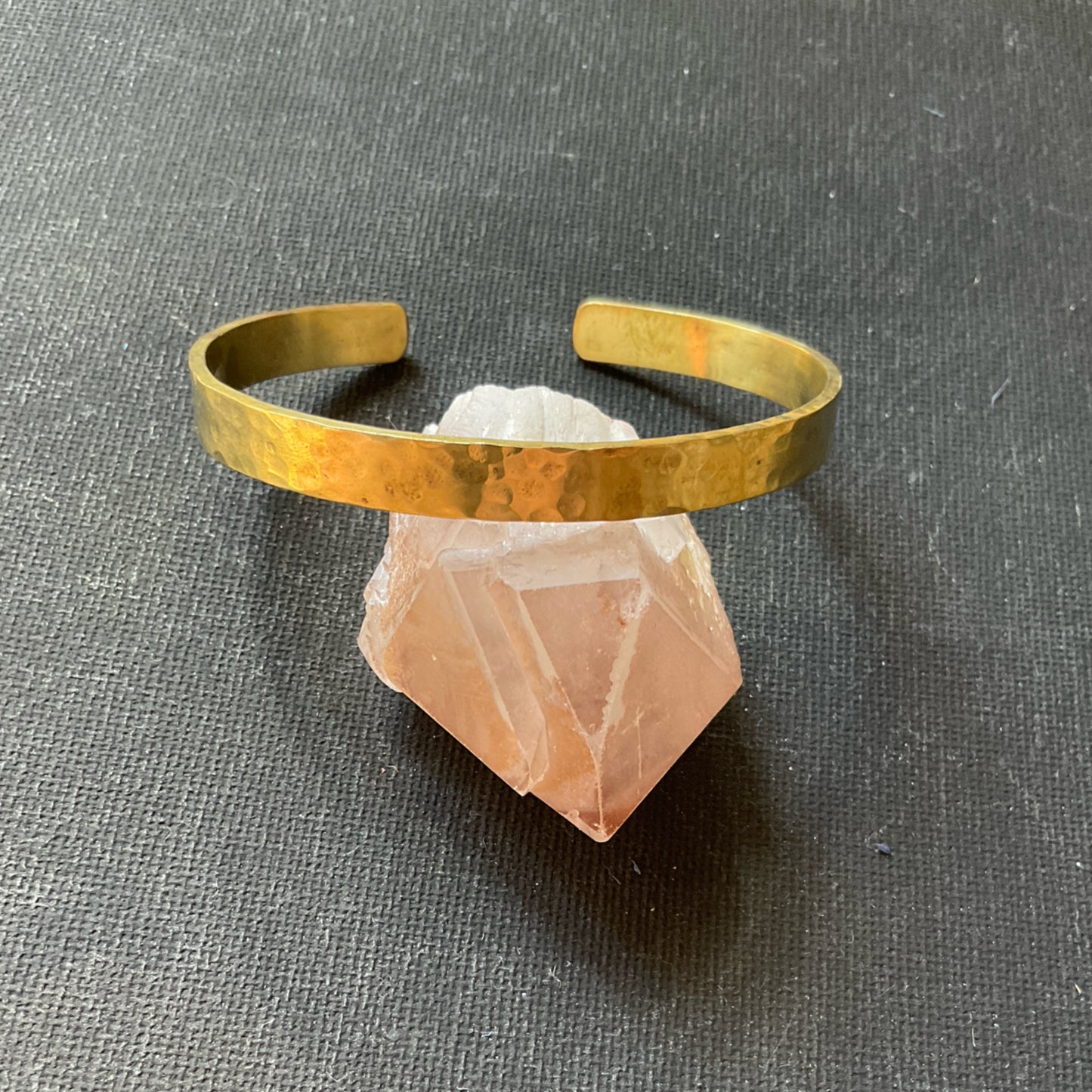 ハンマード・バングル